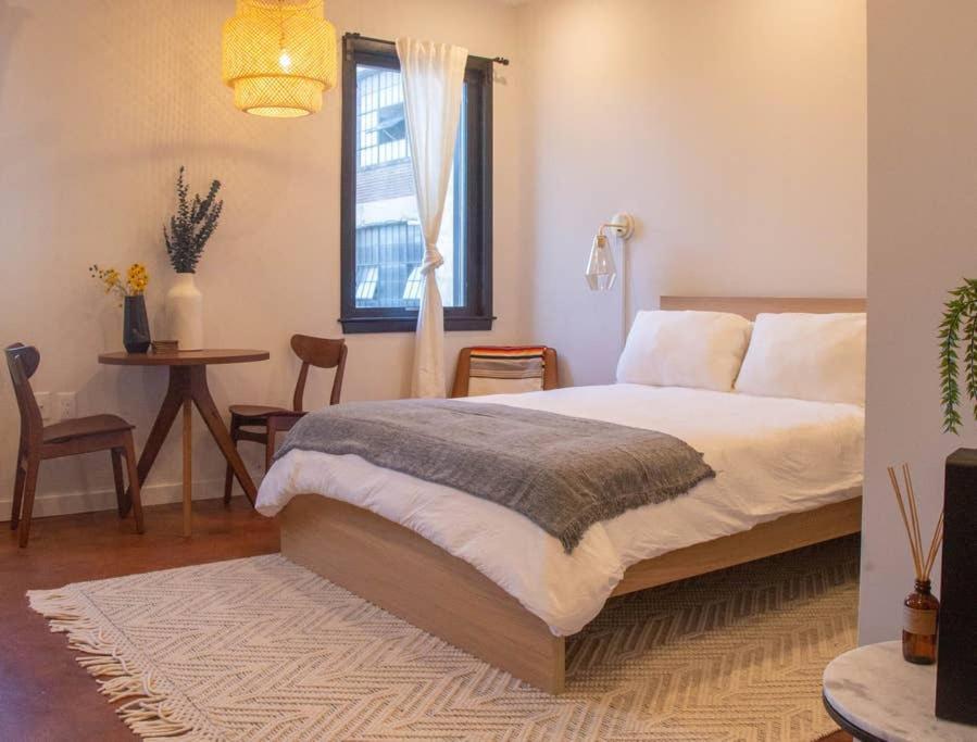 Rail Park Downtown Studio, Amazing Views, Contactless Check-in Appartement *