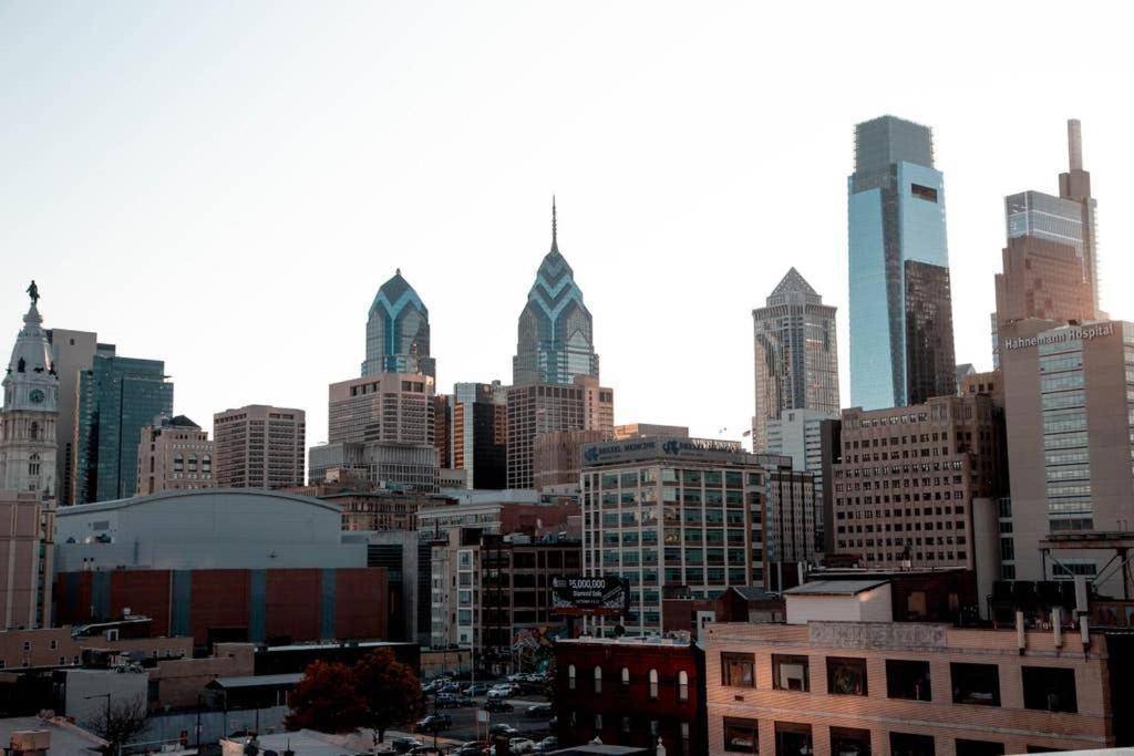 Rail Park Downtown Studio, Amazing Views, Contactless Check-in Appartement Philadelphie
